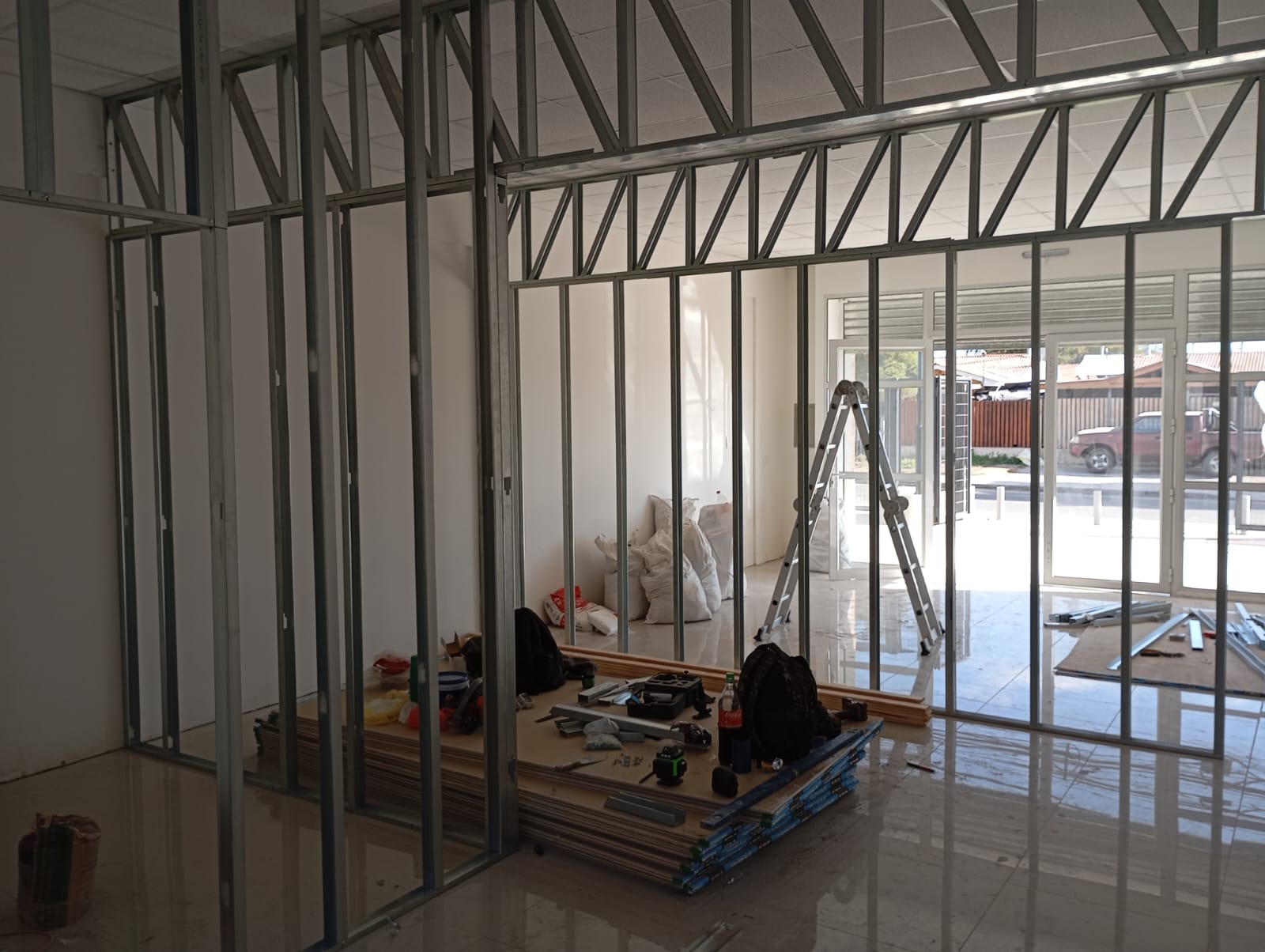 Imágen de Edificación Comercial de ID Construcciones